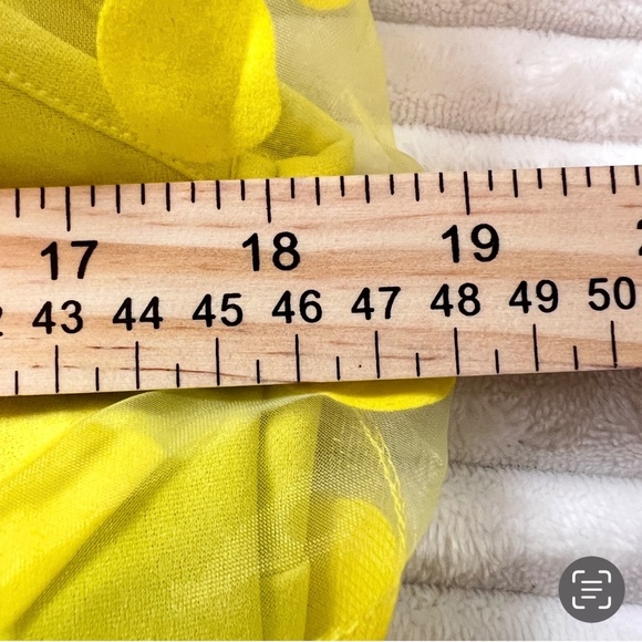 # A088  FT INC  Vintage Yellow Polka Dot Mesh Overlay Top  V-Neck NWT L - Picture 5 of 9